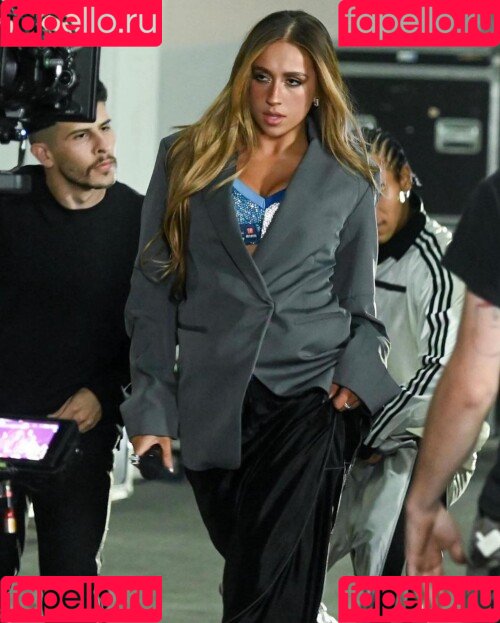 Tate McRae Onlyfans Photo Gallery 