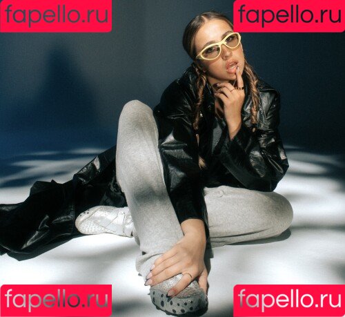 Tate McRae Onlyfans Photo Gallery 