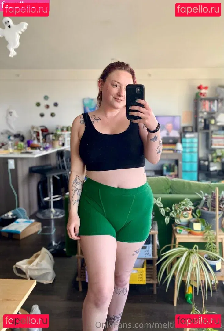 melthewhale Onlyfans Photo Gallery 