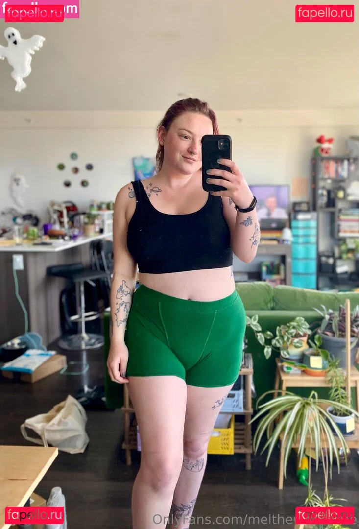 melthewhale Onlyfans Photo Gallery 