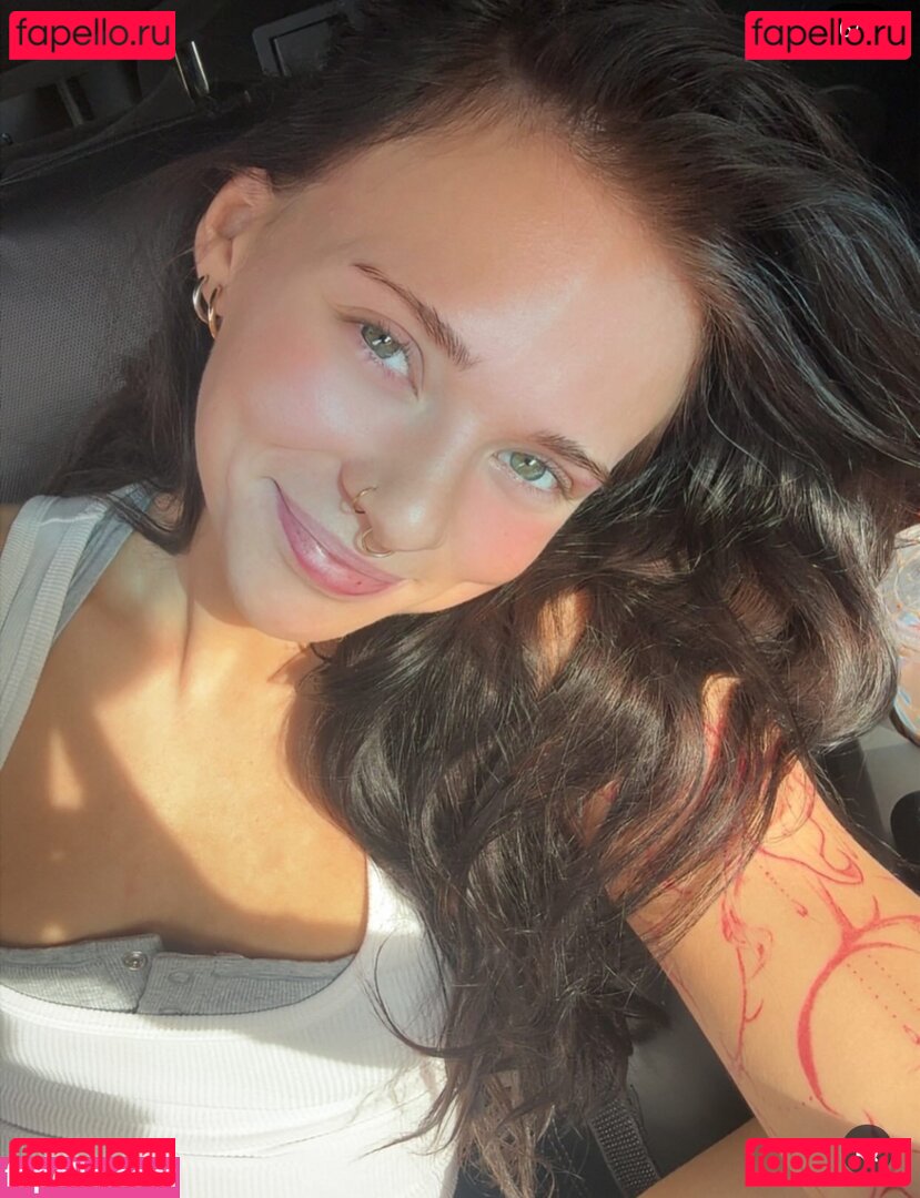 Sophilicous Nude Onlyfans Photo 13