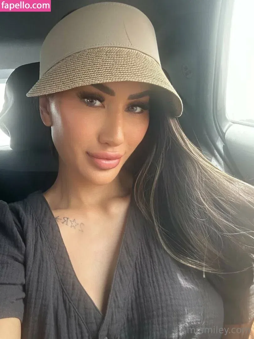 Amia Miley Onlyfans Photo Gallery 