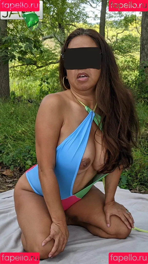 HotJade Onlyfans Photo Gallery 