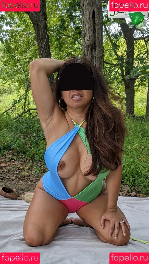 HotJade Onlyfans Photo Gallery 