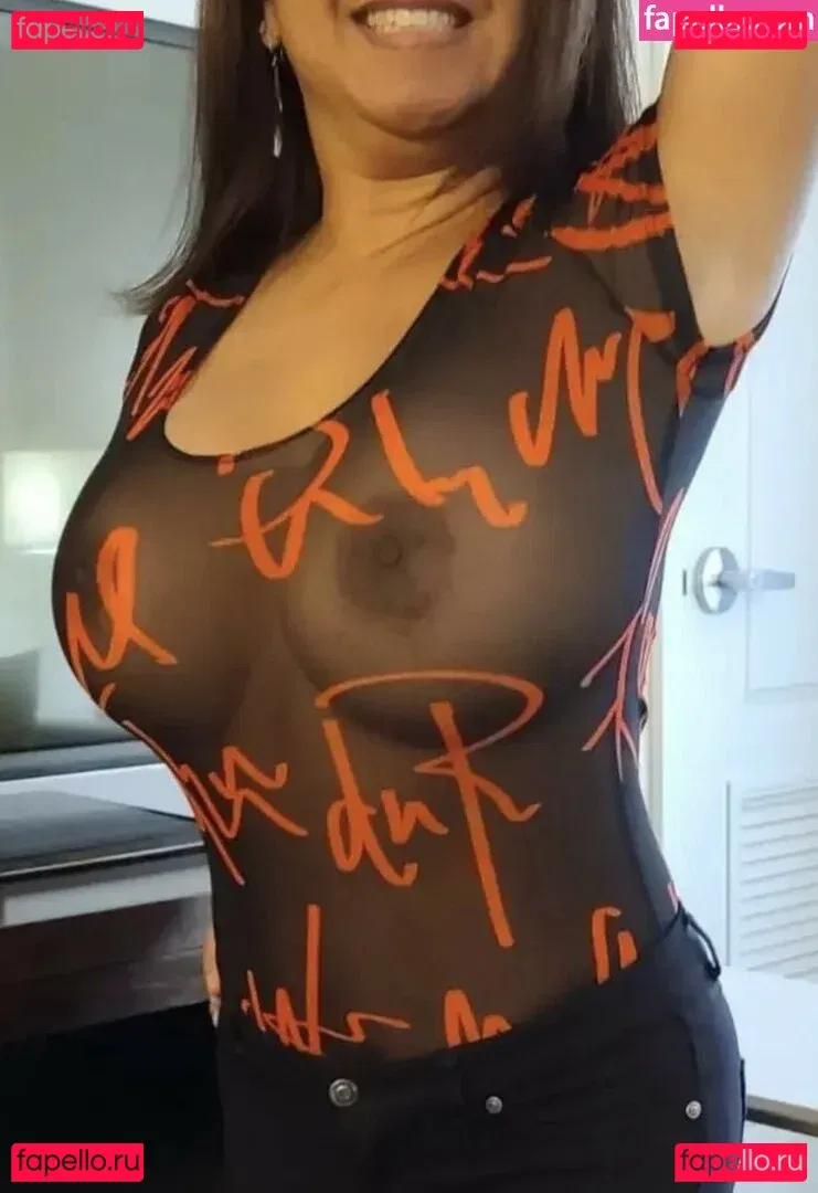 HotJade Onlyfans Photo Gallery 