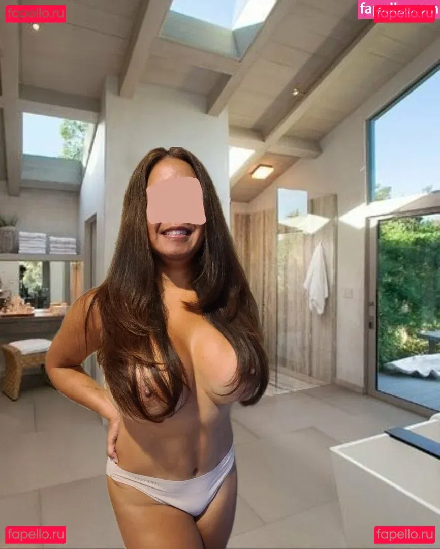 HotJade Onlyfans Photo Gallery 