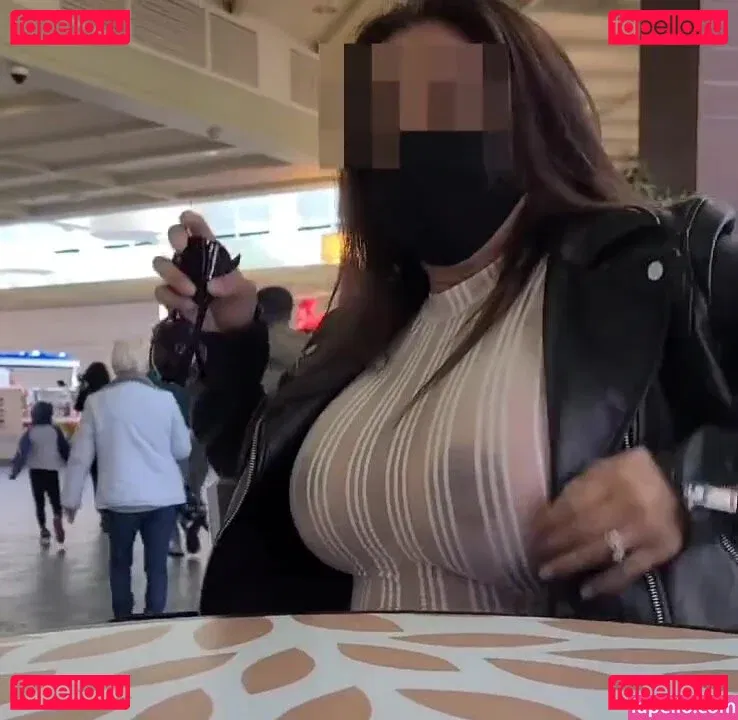 HotJade Onlyfans Photo Gallery 