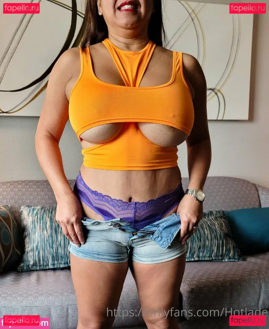 HotJade Onlyfans Photo Gallery 