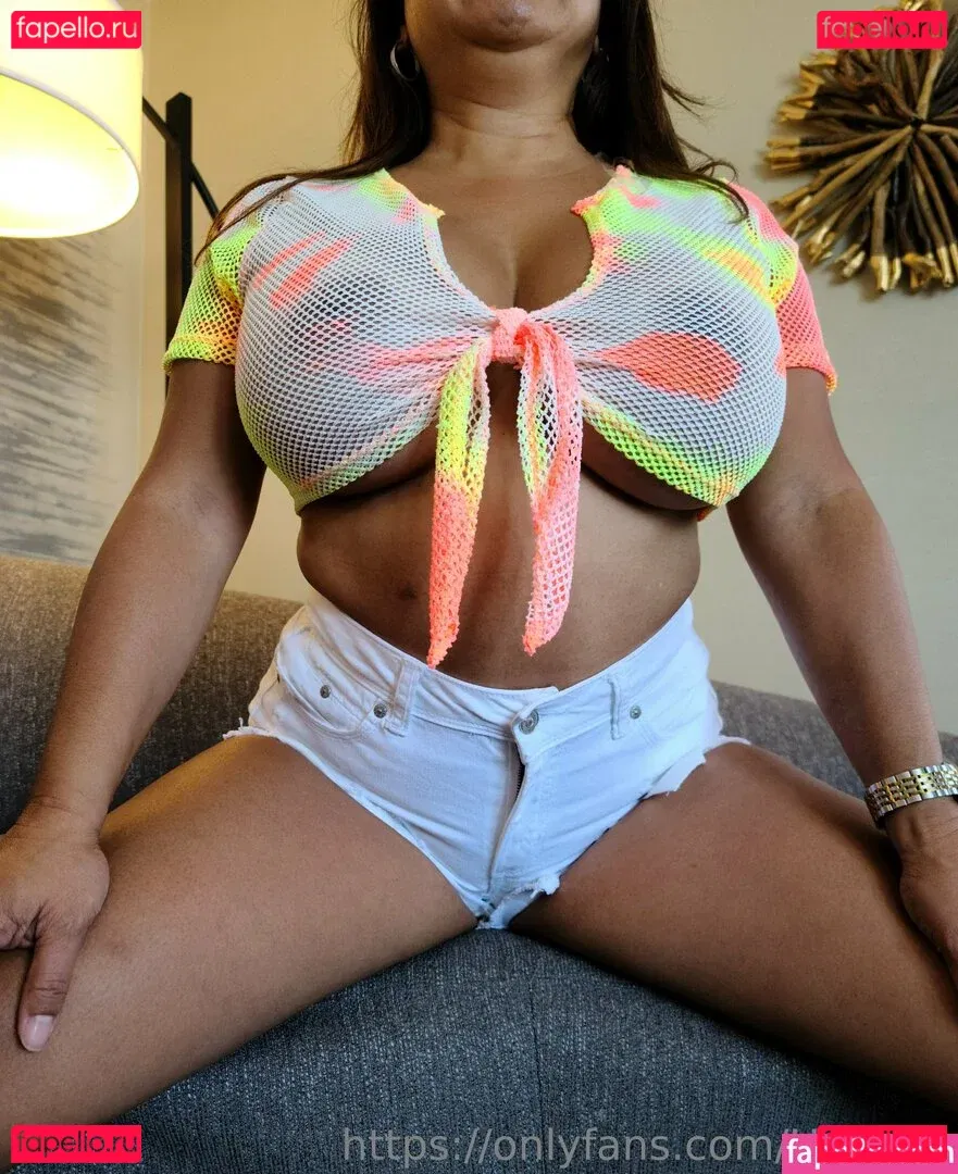 HotJade Onlyfans Photo Gallery 