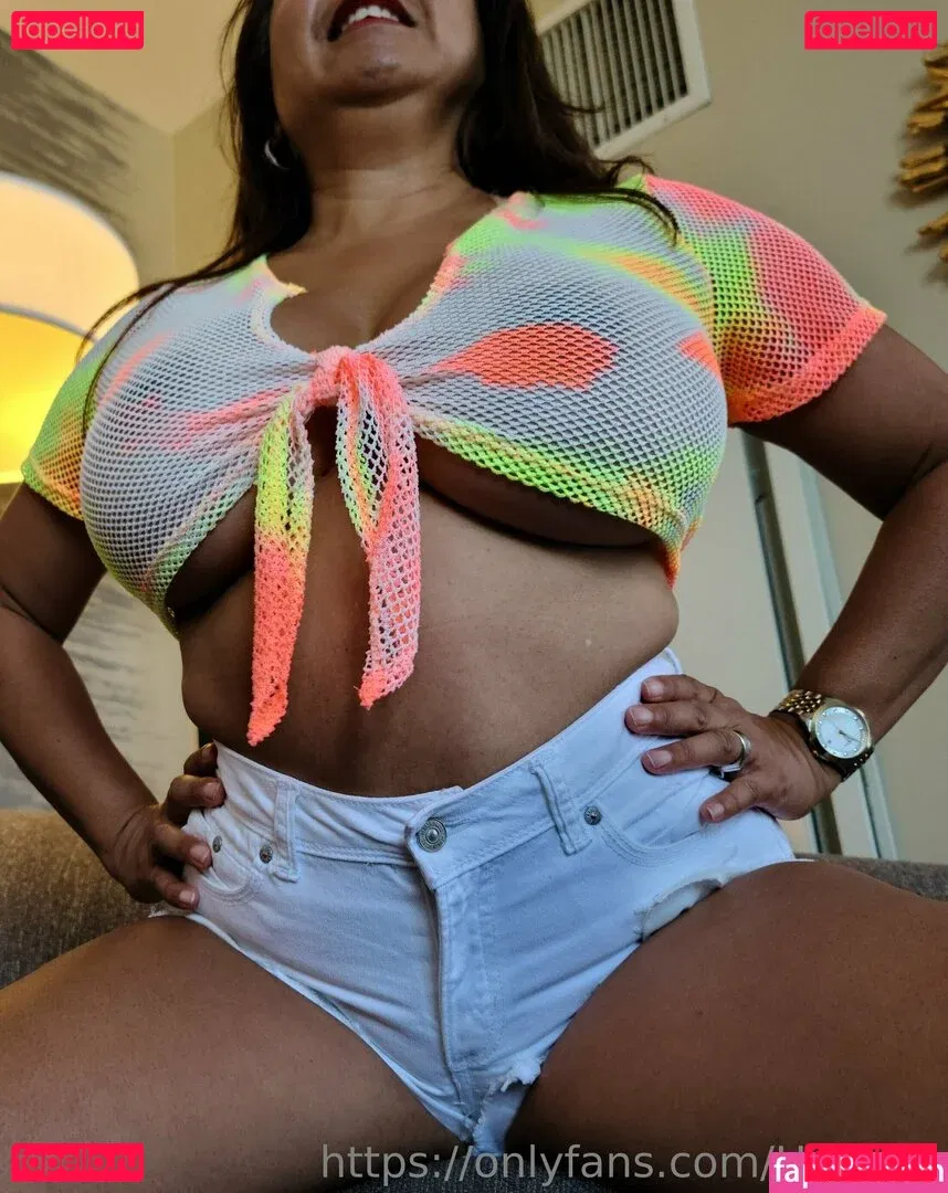 HotJade Onlyfans Photo Gallery 