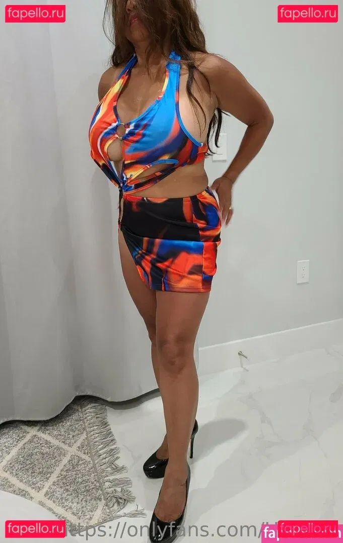 HotJade Onlyfans Photo Gallery 