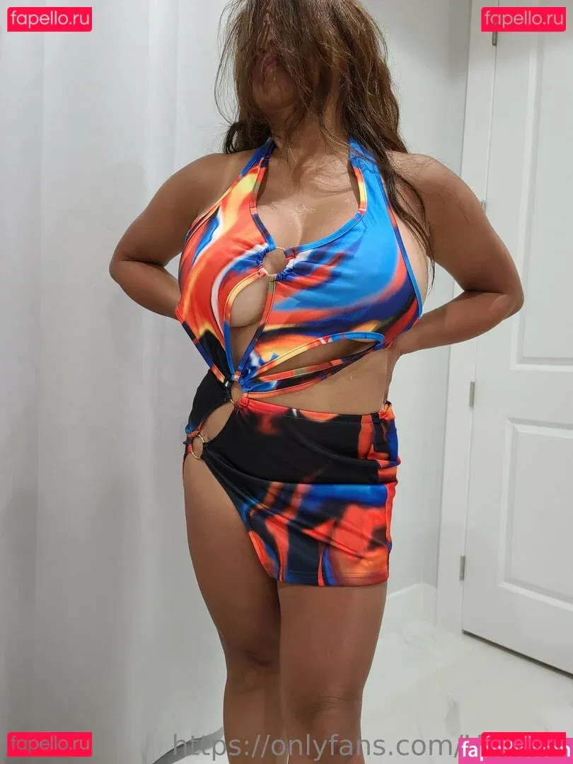 HotJade Onlyfans Photo Gallery 