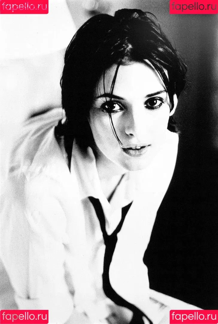 Winona Ryder Onlyfans Photo Gallery 
