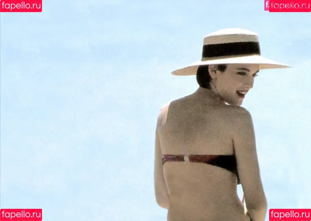 Winona Ryder Onlyfans Photo Gallery 