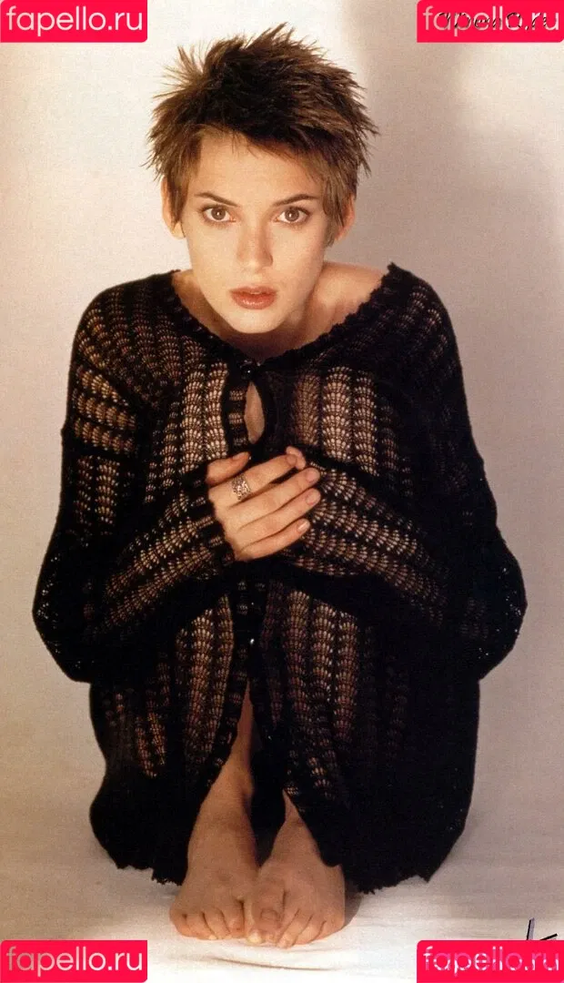 Winona Ryder Onlyfans Photo Gallery 