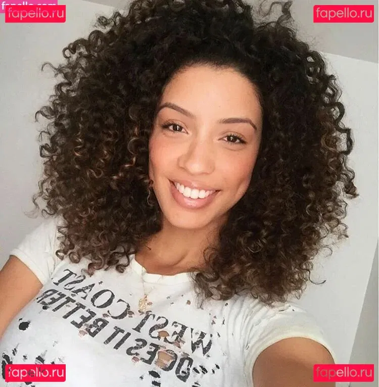 Christina Santini Onlyfans Photo Gallery 