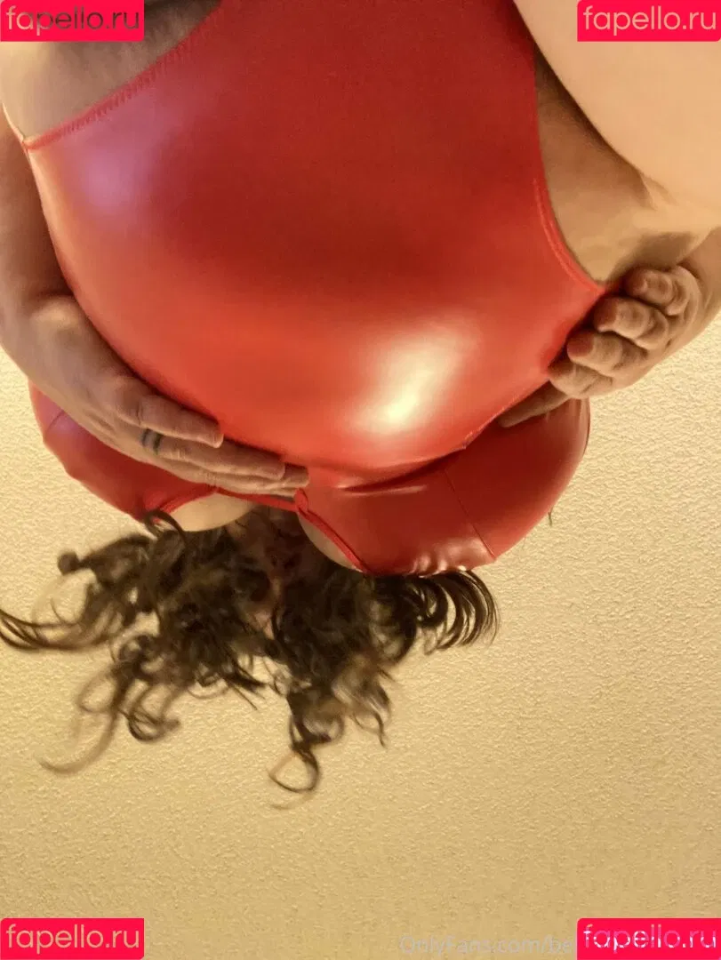 bellaabbondanza Onlyfans Photo Gallery 
