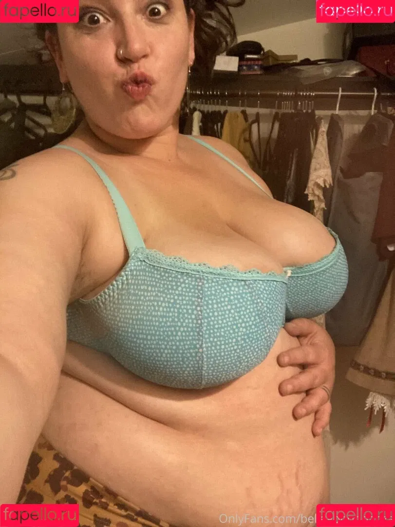 bellaabbondanza Onlyfans Photo Gallery 