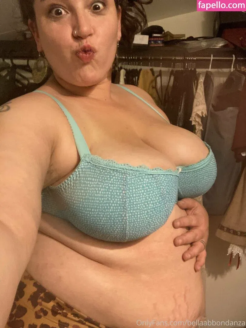 bellaabbondanza Onlyfans Photo Gallery 