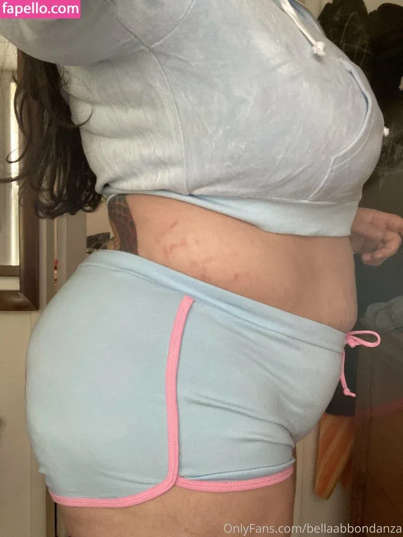bellaabbondanza Onlyfans Photo Gallery 