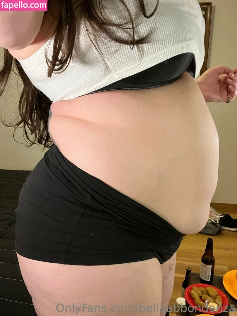 bellaabbondanza Onlyfans Photo Gallery 