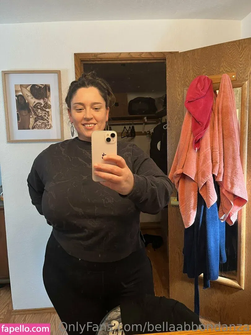 bellaabbondanza Onlyfans Photo Gallery 