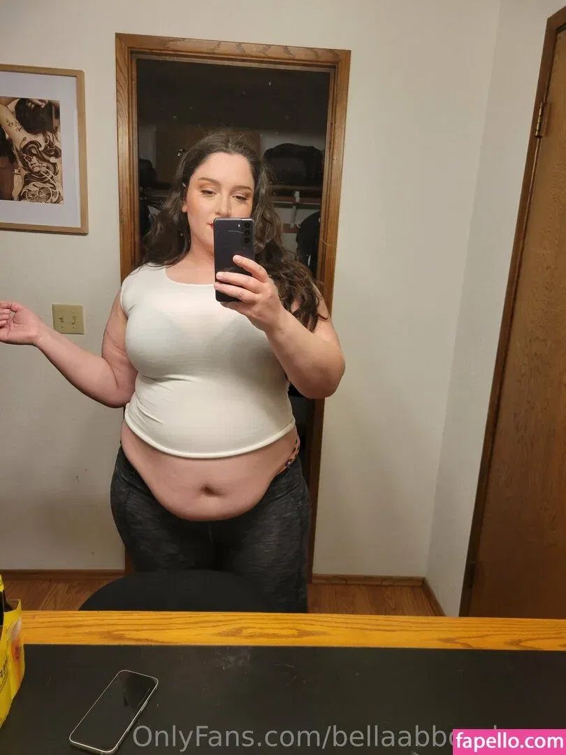 bellaabbondanza Onlyfans Photo Gallery 