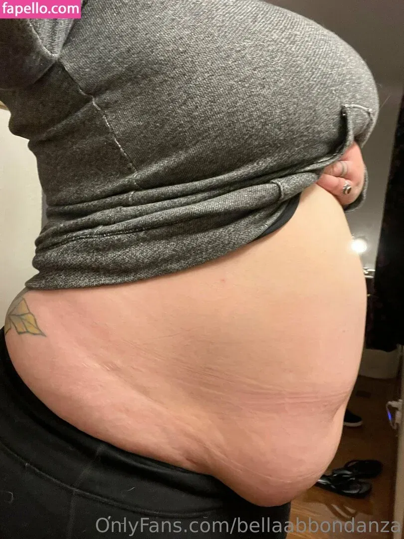 bellaabbondanza Onlyfans Photo Gallery 