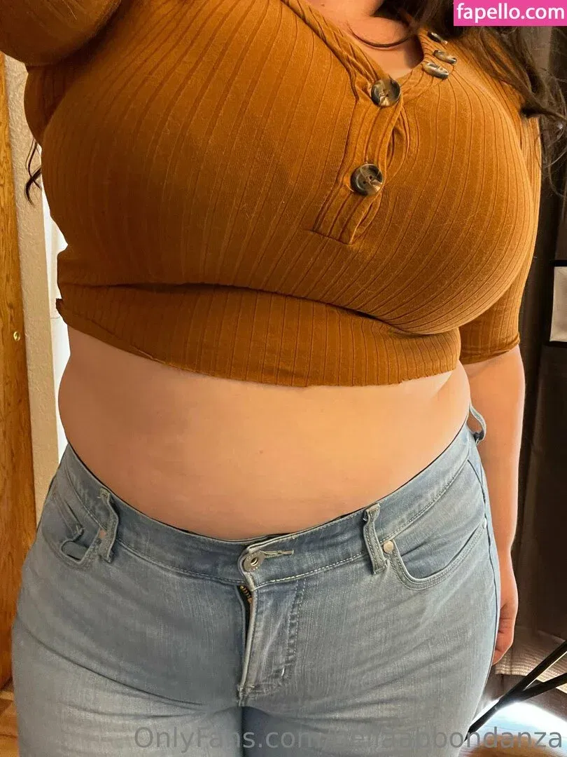 bellaabbondanza Onlyfans Photo Gallery 