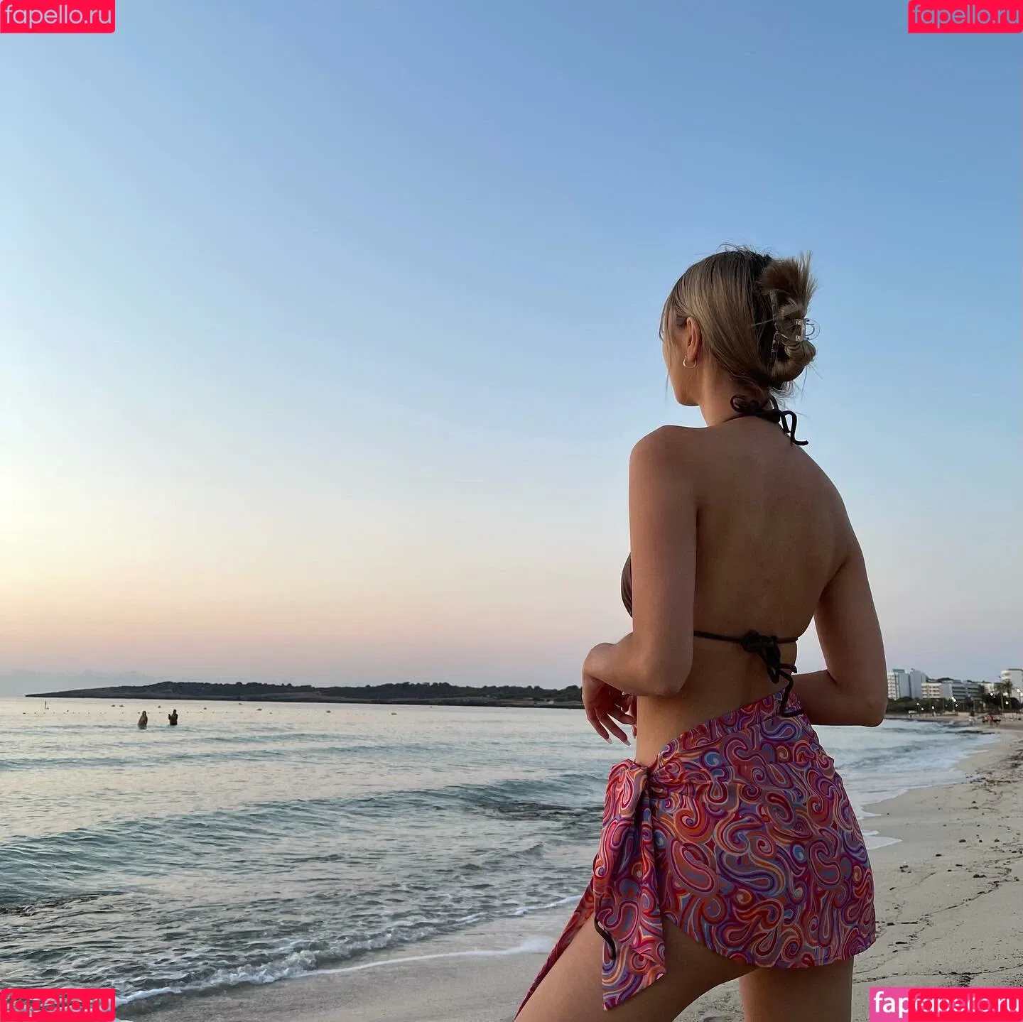 thuvnn Onlyfans Photo Gallery 