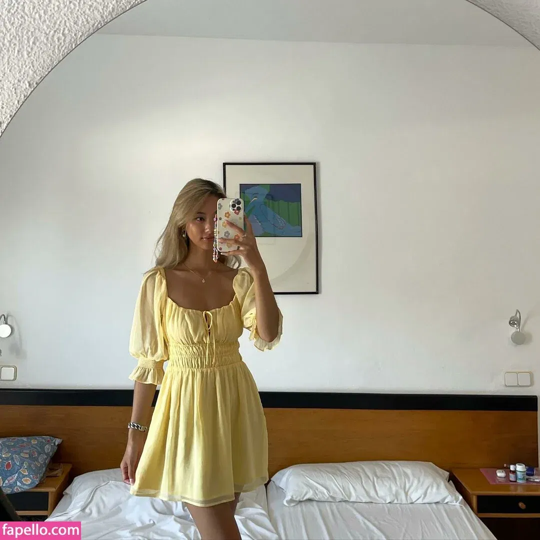 thuvnn Onlyfans Photo Gallery 