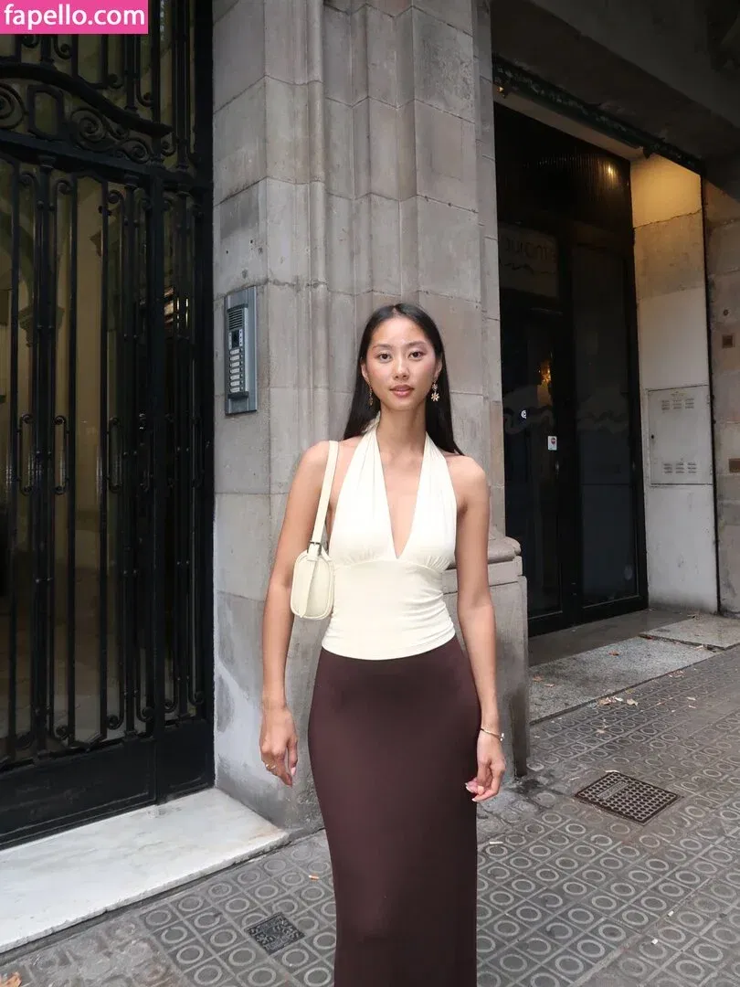 thuvnn Onlyfans Photo Gallery 