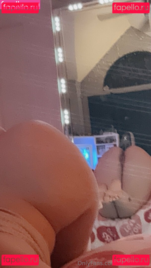 Gr1pre4per Nude Onlyfans Photo 35