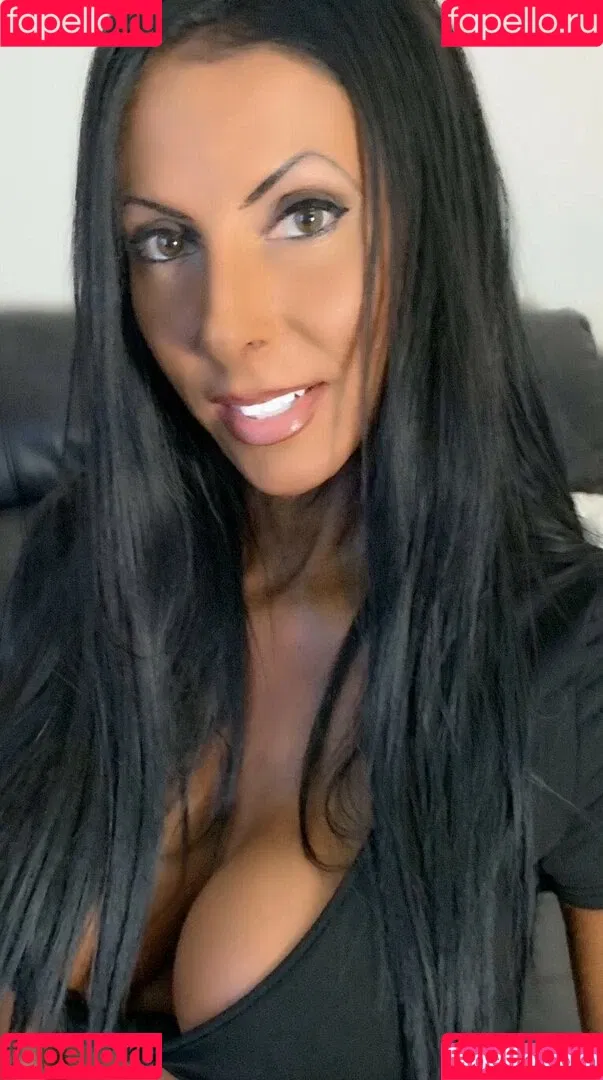 Kenna James Onlyfans Photo Gallery 
