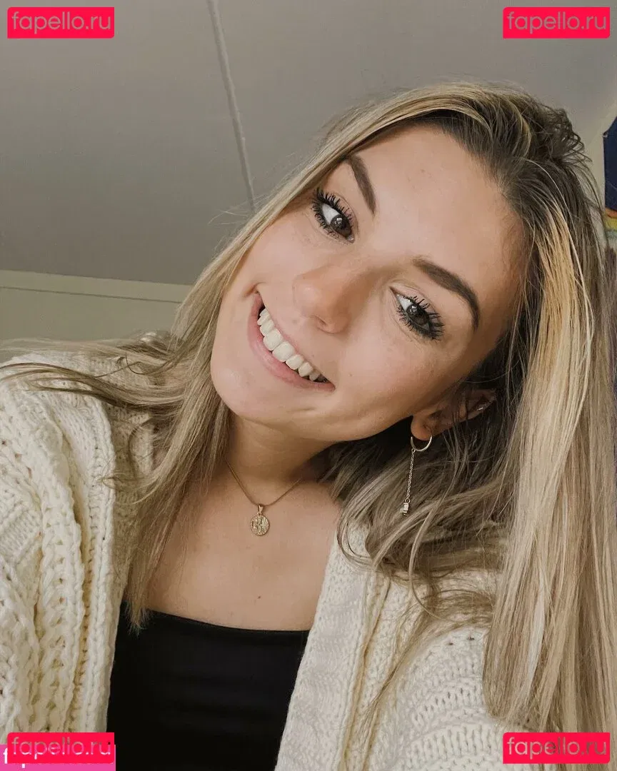 Kenna James Onlyfans Photo Gallery 