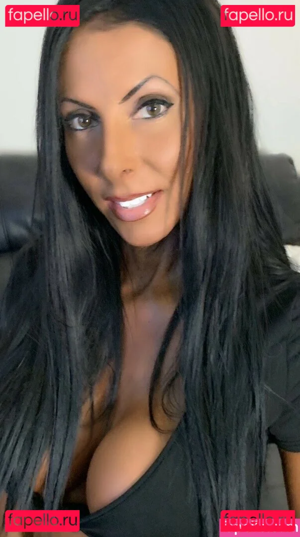 Kenna James Onlyfans Photo Gallery 