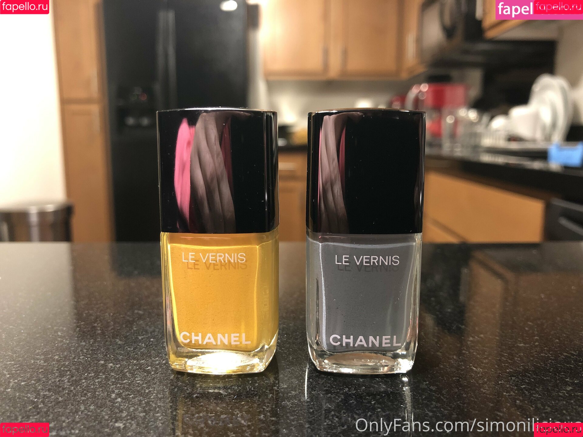 simonilicious Onlyfans Photo Gallery 