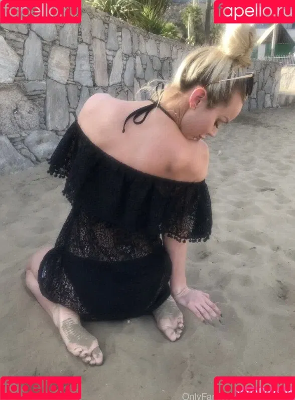 Gabrielle Taylor Onlyfans Photo Gallery 