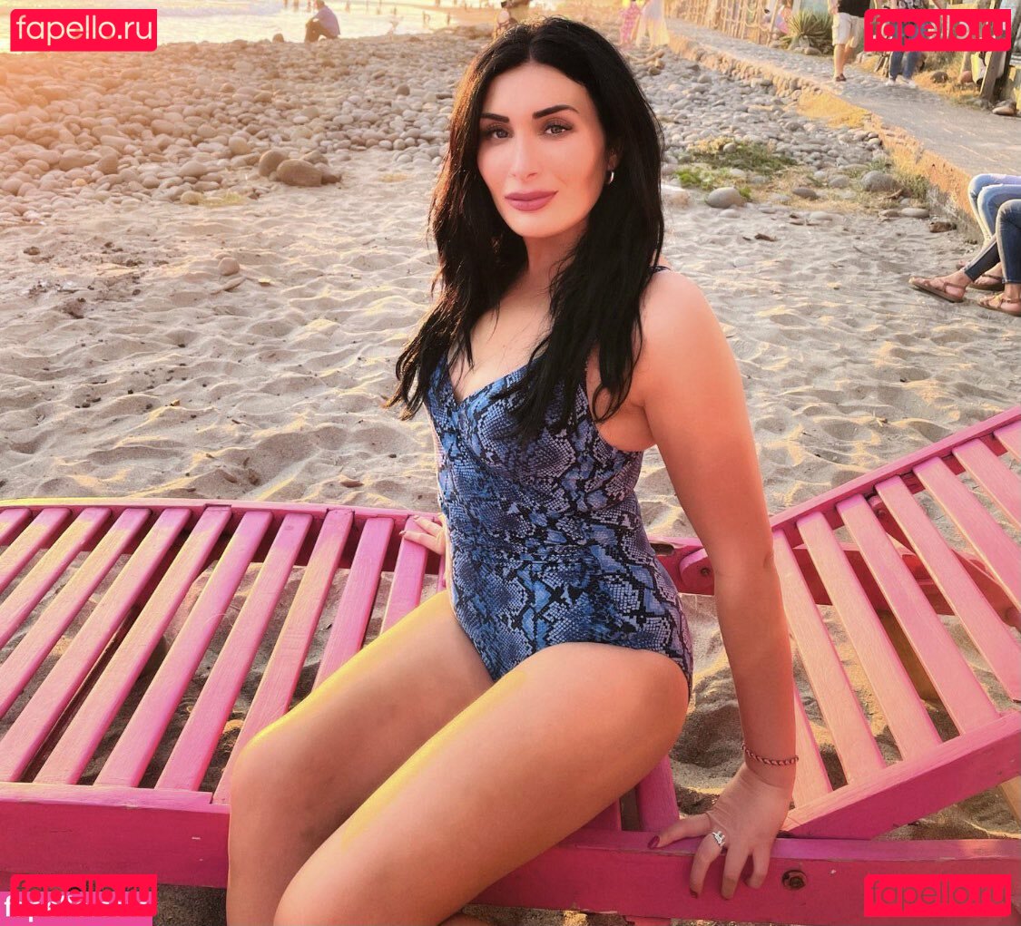 Laura Loomer Nude Onlyfans Photo 51