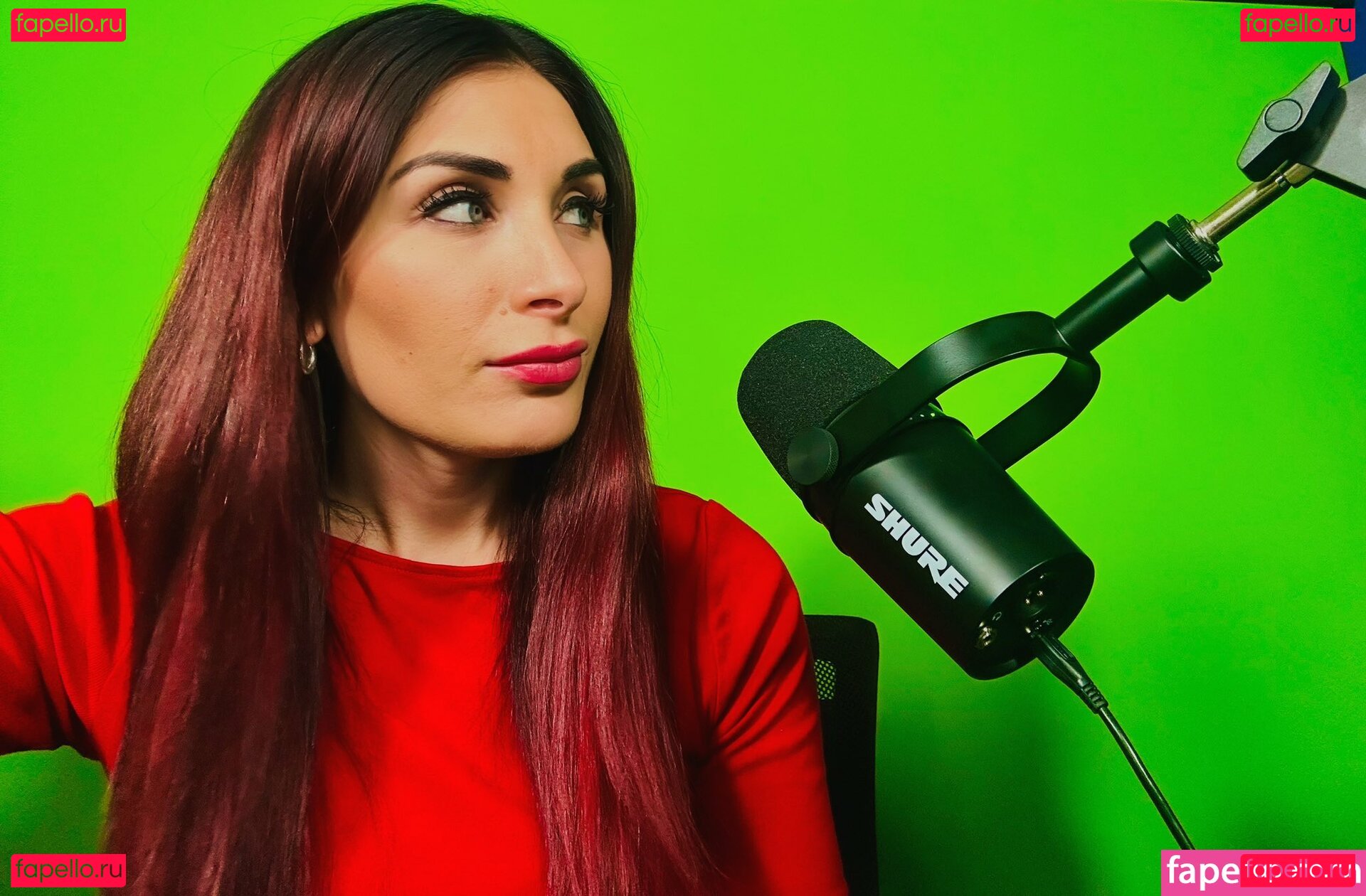 Laura Loomer Nude Onlyfans Photo 31