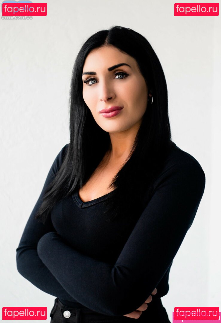 Laura Loomer Nude Onlyfans Photo 22
