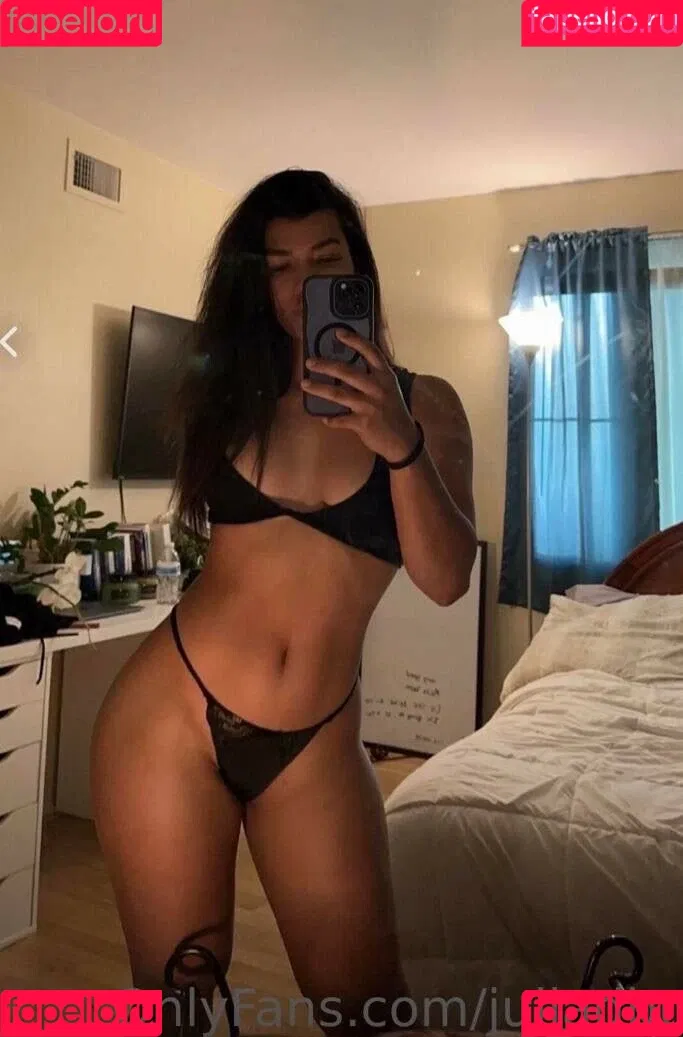 Juliadbulks Onlyfans Photo Gallery 