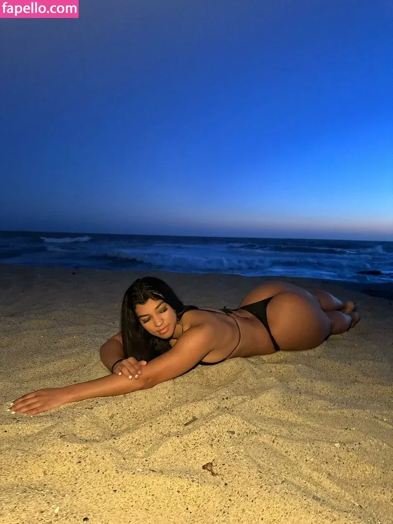 Juliadbulks Onlyfans Photo Gallery 