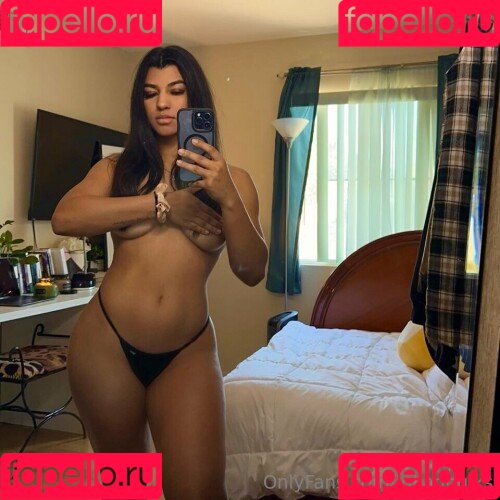 Juliadbulks Onlyfans Photo Gallery 