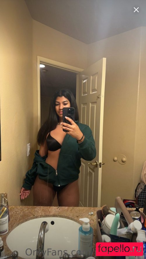 Juliadbulks Nude Onlyfans Photo 8