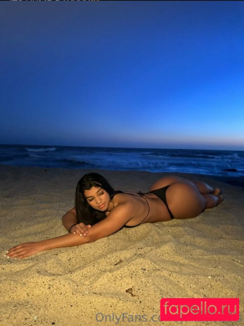 Juliadbulks Nude Onlyfans Photo 4