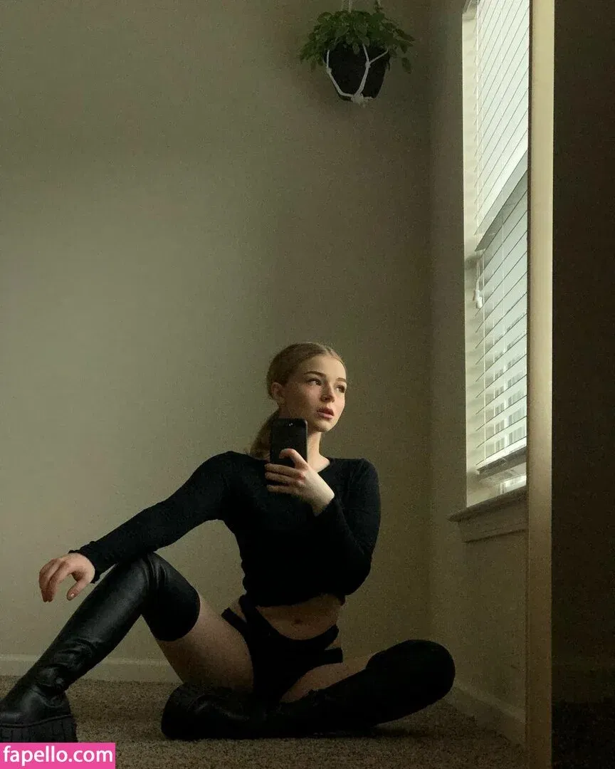 Nerushimav Onlyfans Photo Gallery 