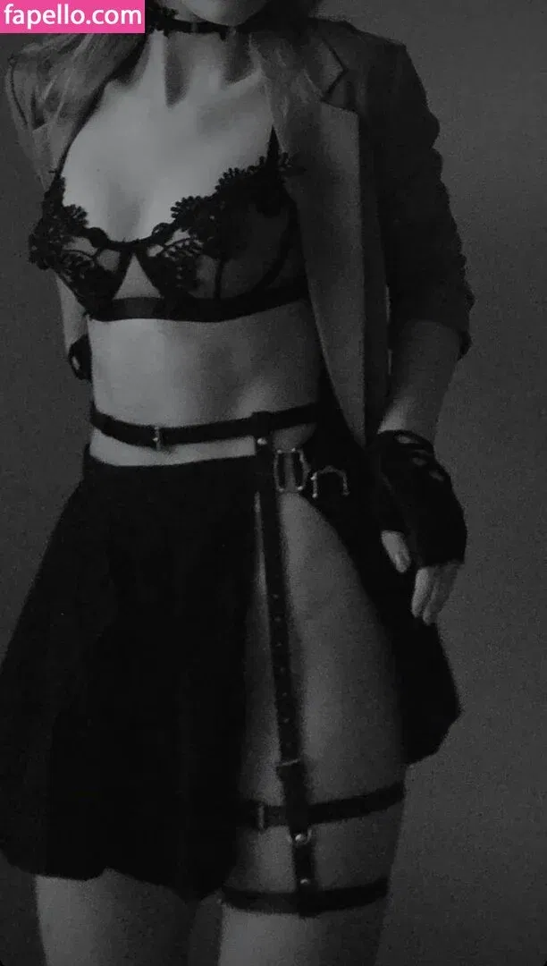 Nerushimav Onlyfans Photo Gallery 