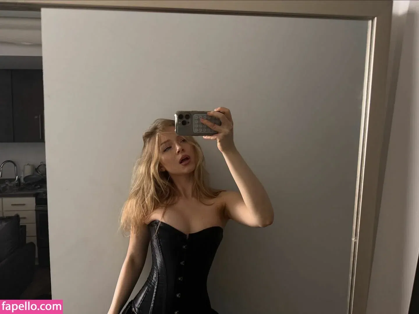 Nerushimav Onlyfans Photo Gallery 