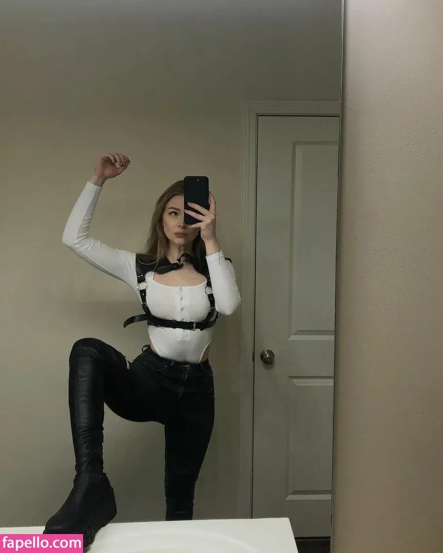 Nerushimav Onlyfans Photo Gallery 